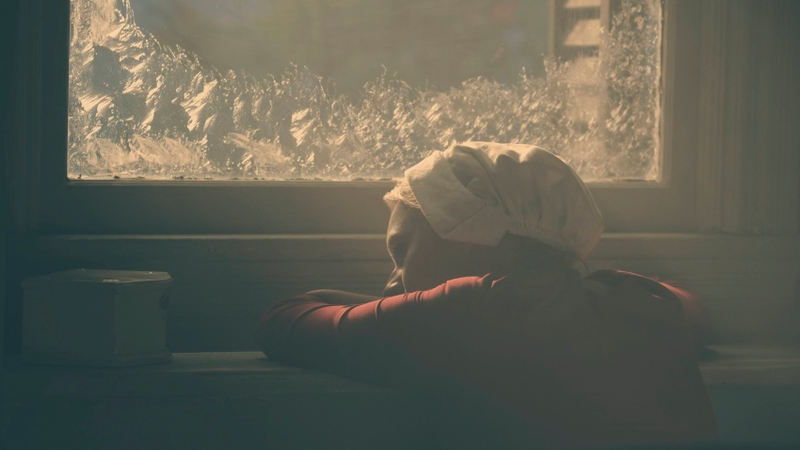 Illustration for article titled On The Handmaid's Tale Finale, the Fall of Gilead Begins With a Dropped Stone